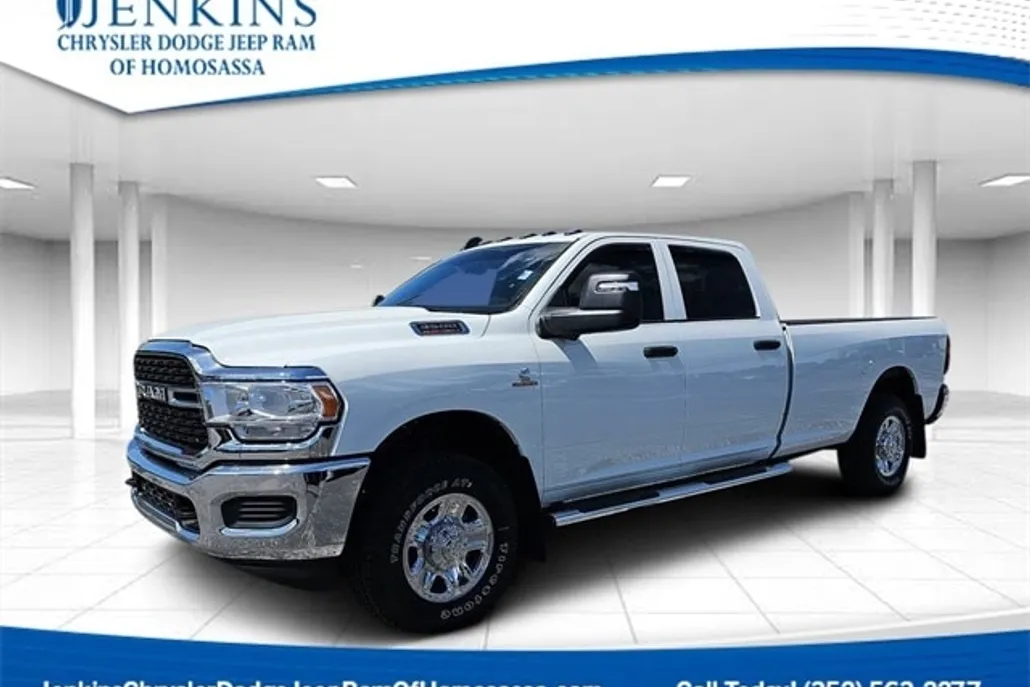 2024 Ram 3500 Tradesman photo 1