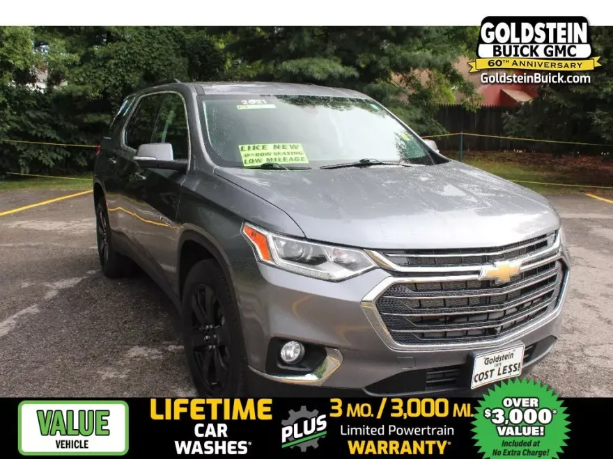 2021 Chevrolet Traverse Leather photo 1