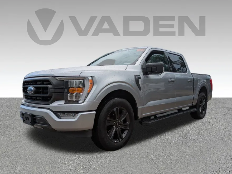 2023 Ford F-150 XLT photo 1