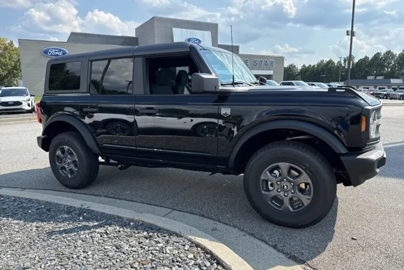 2025 Ford Bronco Big Bend photo 1