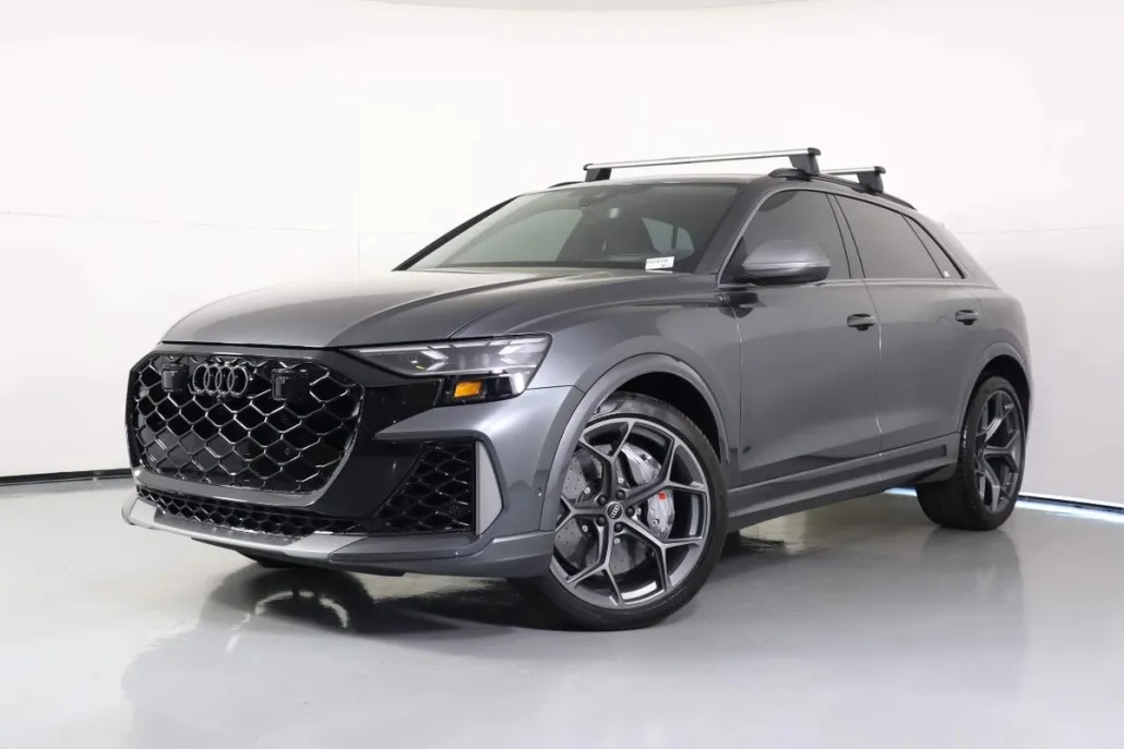 2025 Audi Q8 photo 1
