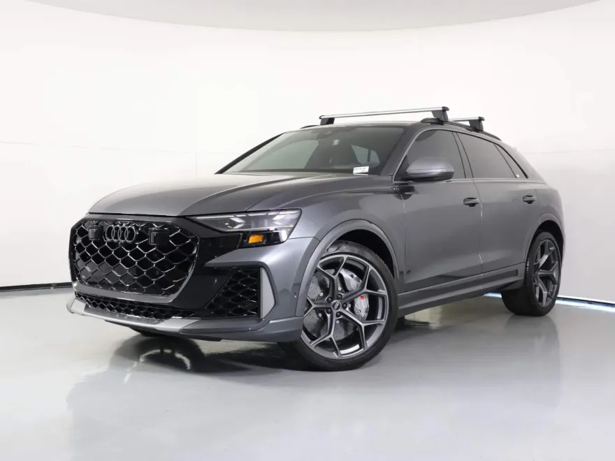 2025 Audi Q8 photo 1