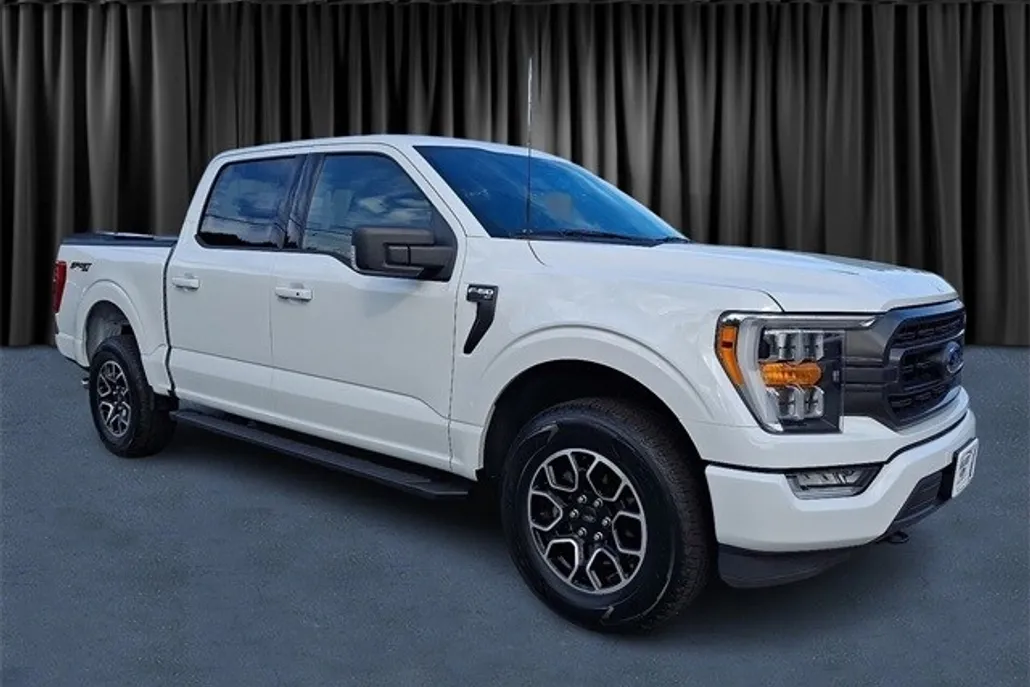 2022 Ford F-150 XLT photo 1