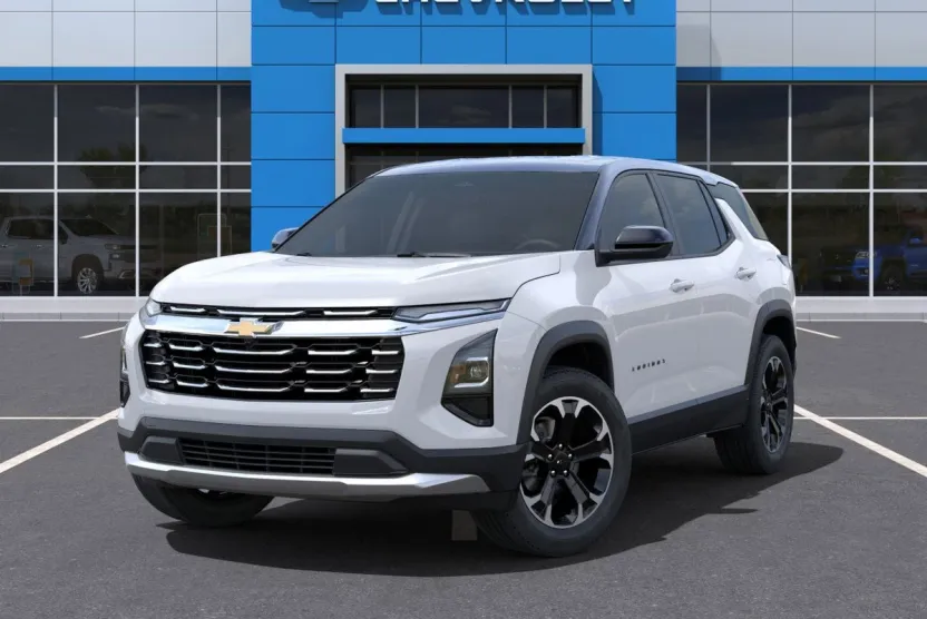 2025 Chevrolet Equinox LT photo 1