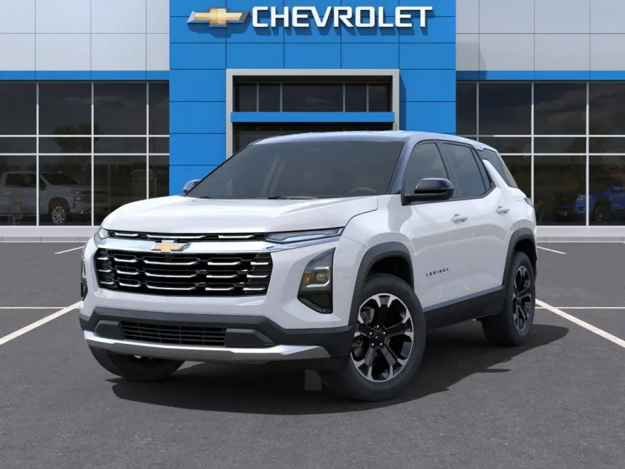 2025 Chevrolet Equinox LT photo 1