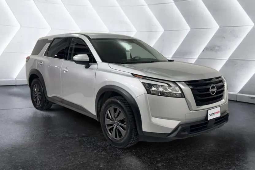 2022 Nissan Pathfinder S photo 1