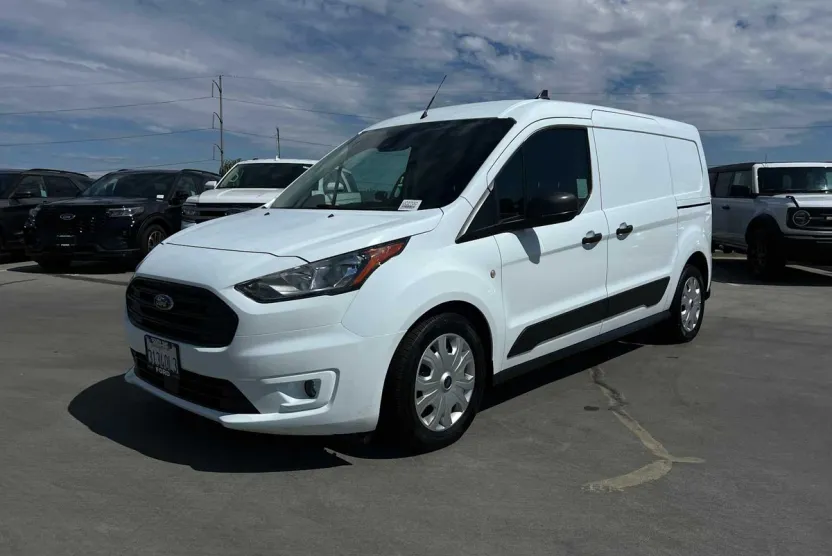 2022 Ford Transit Connect XLT photo 1