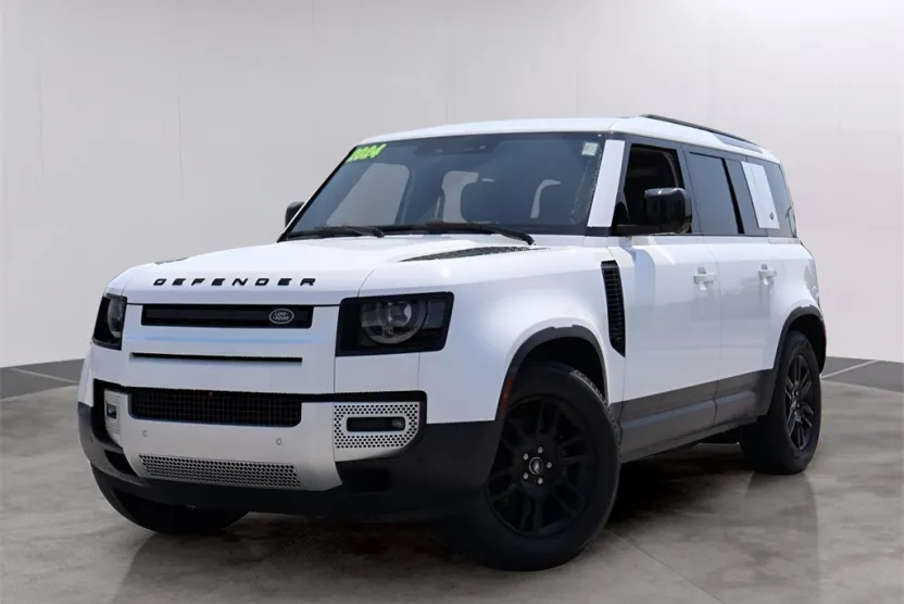 2024 Land Rover Defender 110 S photo 1