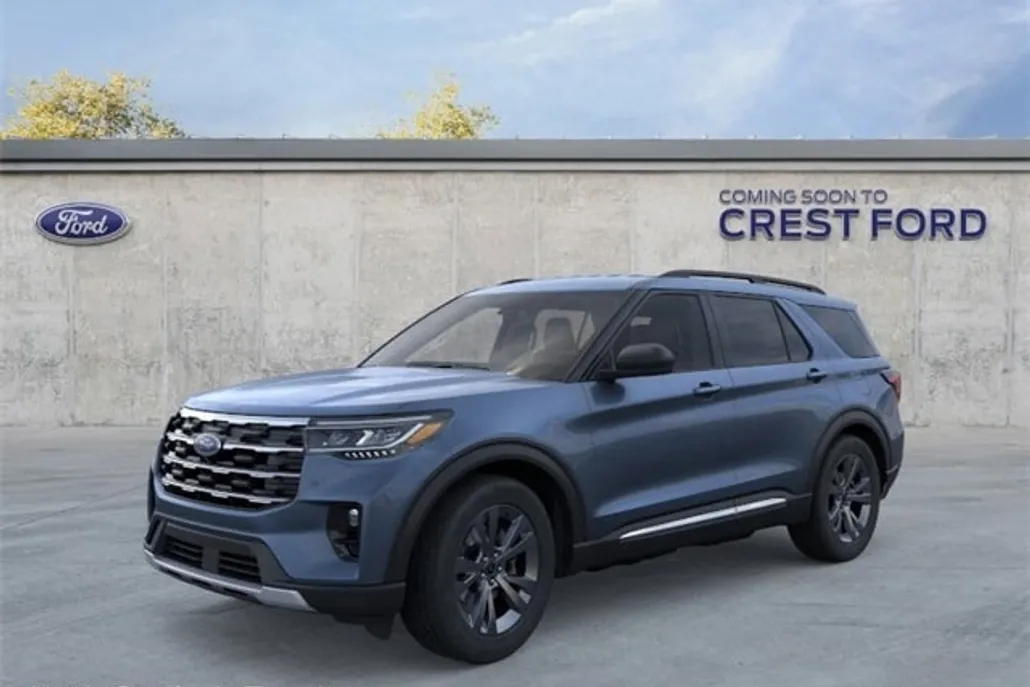 2025 Ford Explorer photo 1