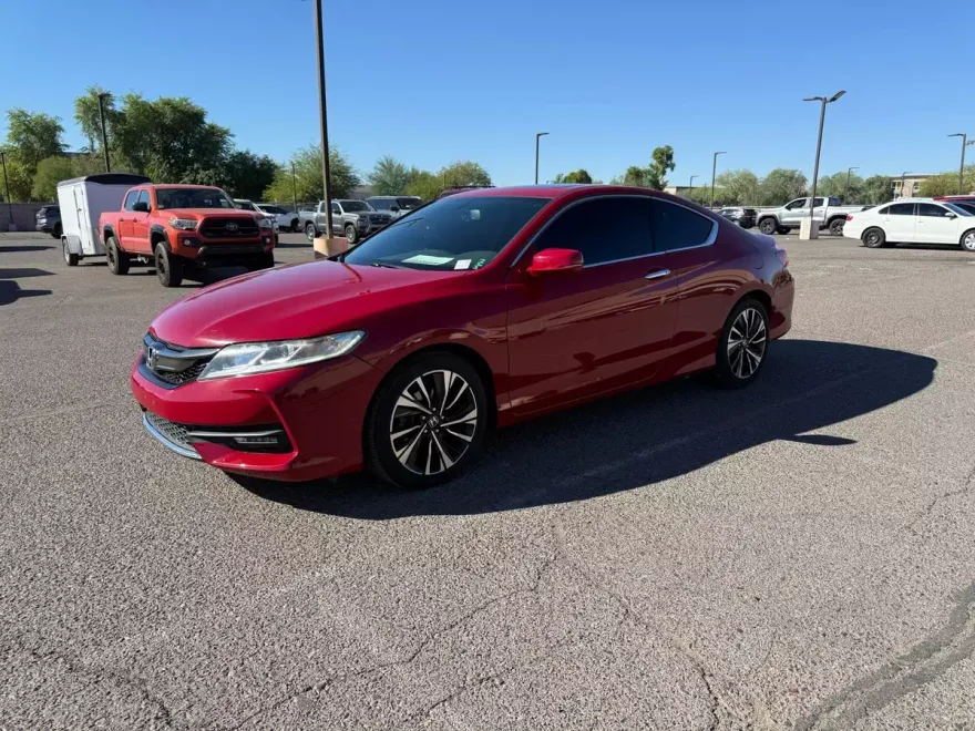 2017 Honda Accord EX-L V6 photo 1