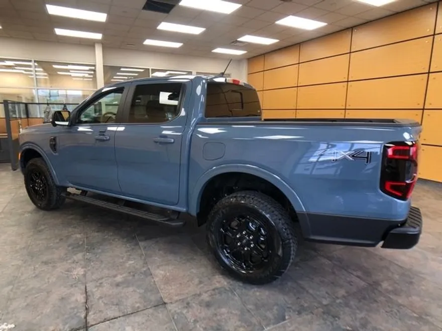 2025 Ford Ranger Lariat photo 1