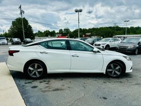 2021 Nissan Altima 2.5 SL photo 4