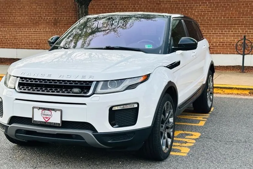 2016 Land Rover Range Rover Evoque SE photo 1
