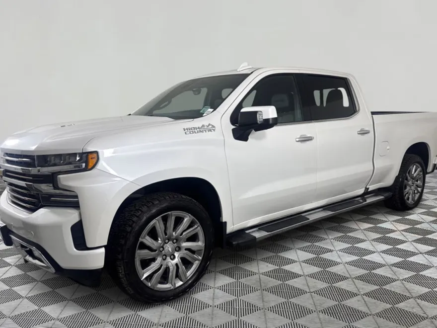 2019 Chevrolet Silverado 1500 High Country photo 1