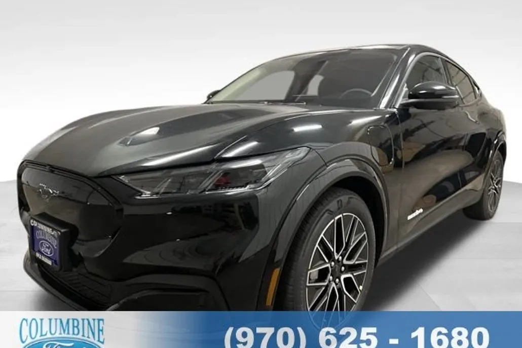 2025 Ford Mustang Mach-E Premium photo 1