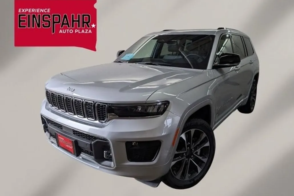 2025 Jeep Grand Cherokee Overland photo 1