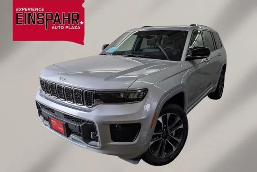 2025 Jeep Grand Cherokee Overland photo 1
