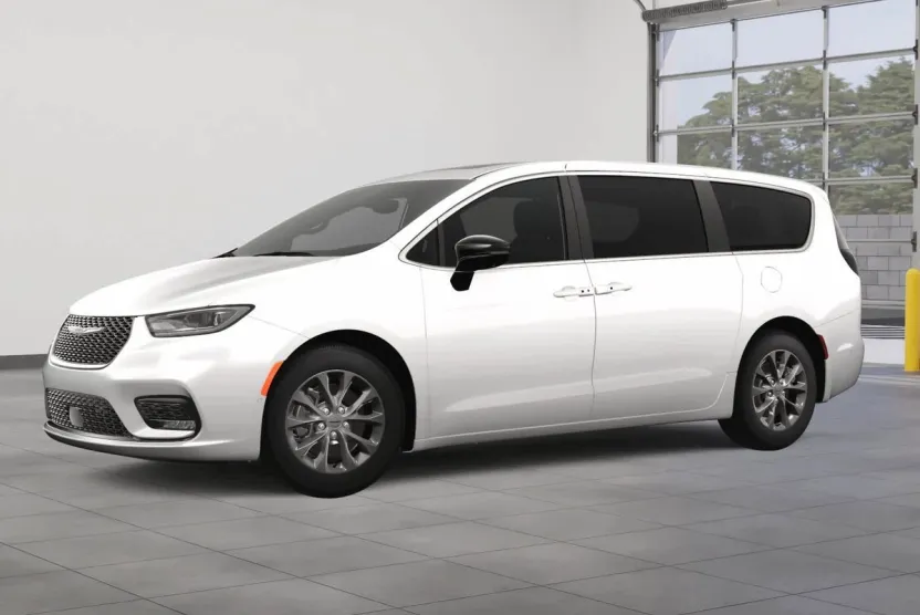 2025 Chrysler Pacifica photo 1