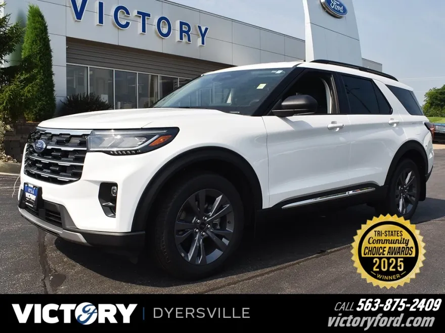 2025 Ford Explorer photo 1