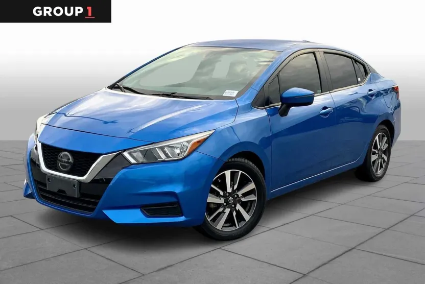2020 Nissan Versa SV photo 1