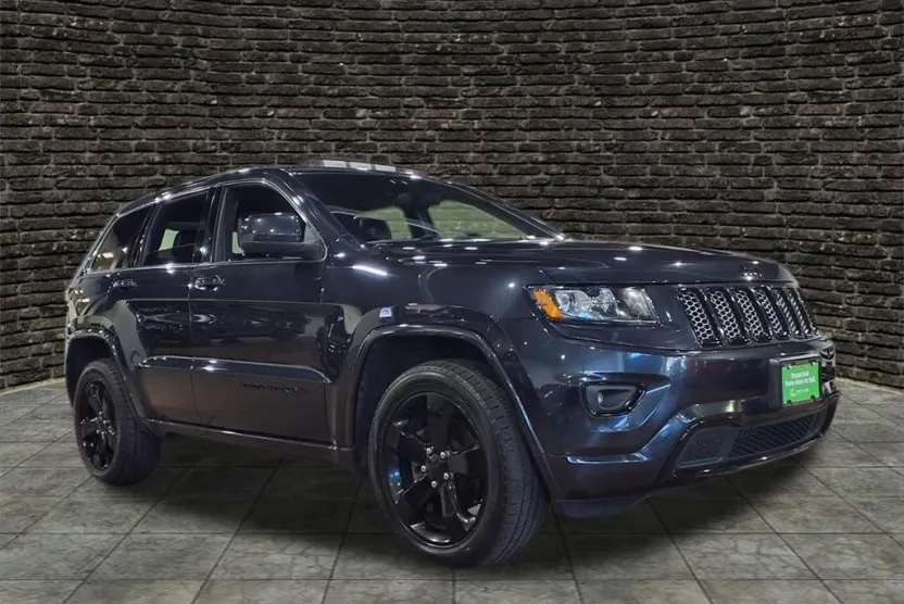 2015 Jeep Grand Cherokee Altitude photo 1