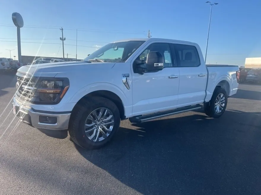2024 Ford F-150 XLT photo 1