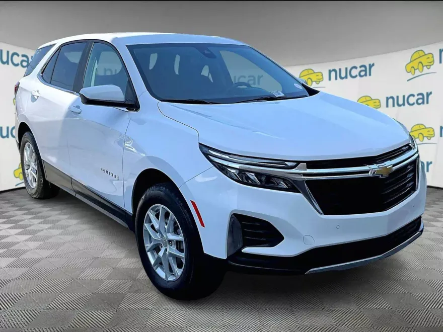 2023 Chevrolet Equinox LT photo 1