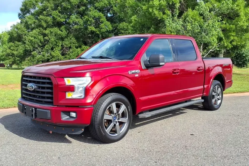 2015 Ford F-150 XLT photo 1