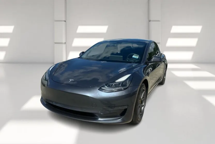 2021 Tesla Model 3 Standard Range Plus photo 1