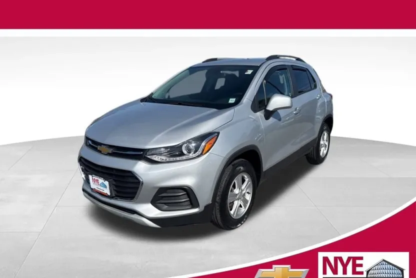 2022 Chevrolet Trax LT photo 1
