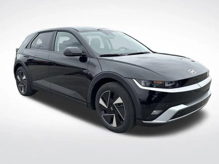 2025 Hyundai Ioniq 5 SEL photo 1