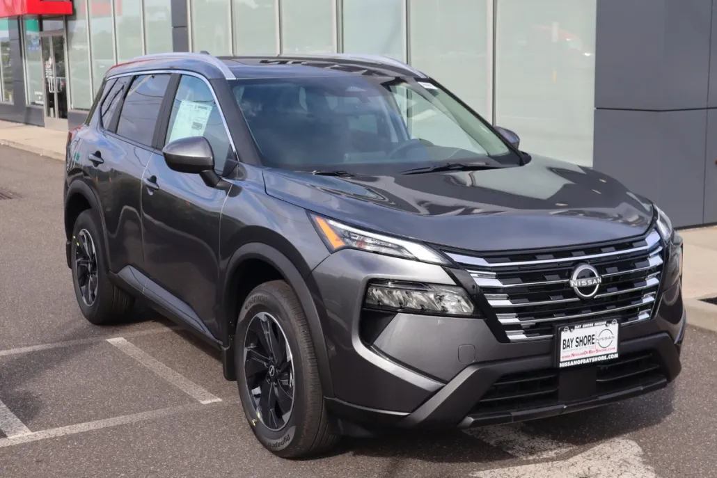 2026 Nissan Rogue SV photo 1