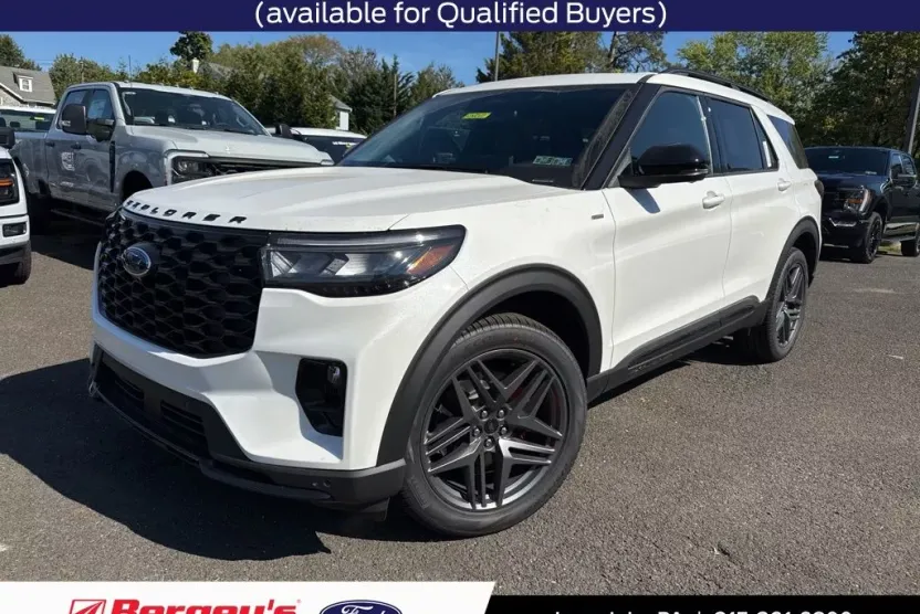 2025 Ford Explorer ST-Line photo 1