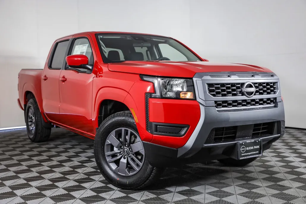 2025 Nissan Frontier Crew Cab SV photo 1