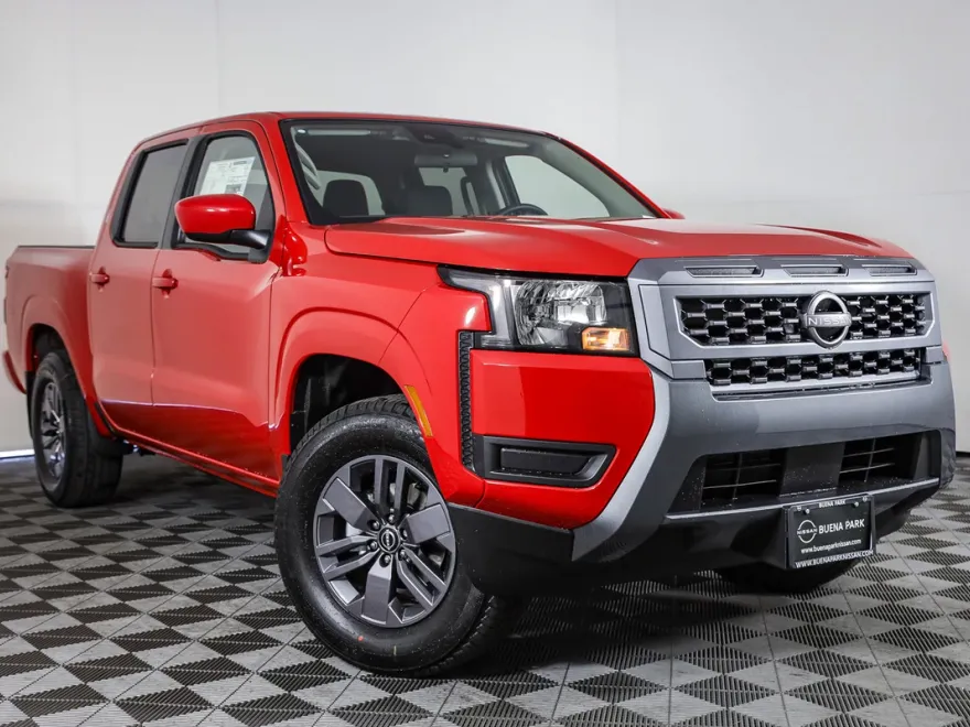 2025 Nissan Frontier Crew Cab SV photo 1