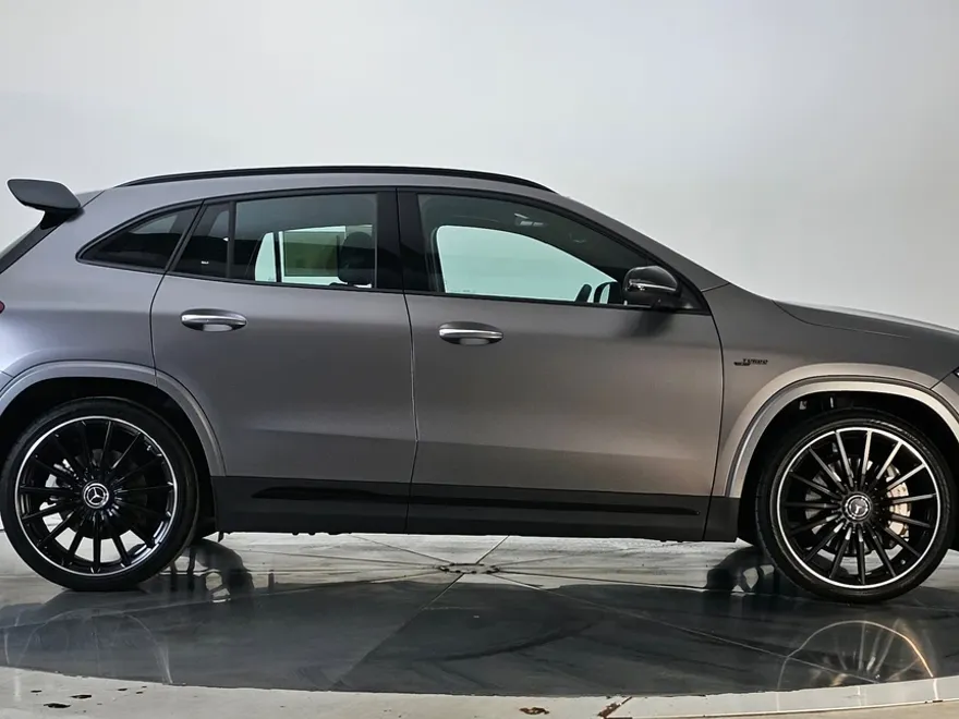 2025 Mercedes Benz GLA AMG 35 4MATIC photo 1