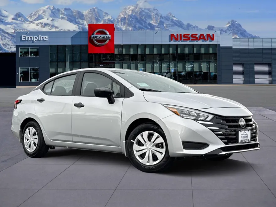 2025 Nissan Versa S photo 1