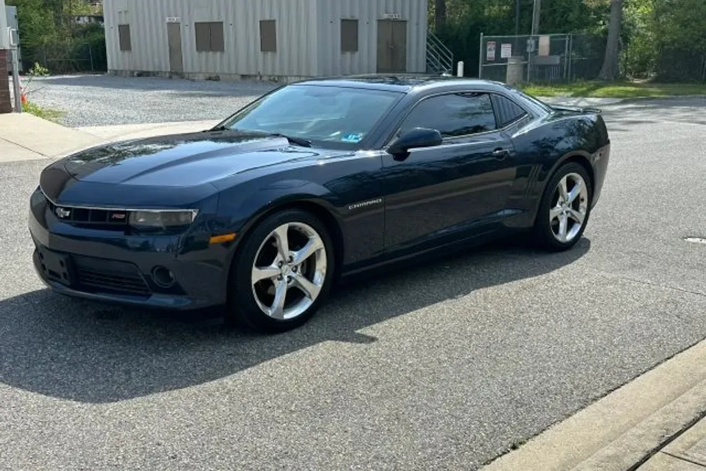 2015 Chevrolet Camaro Coupe photo 1