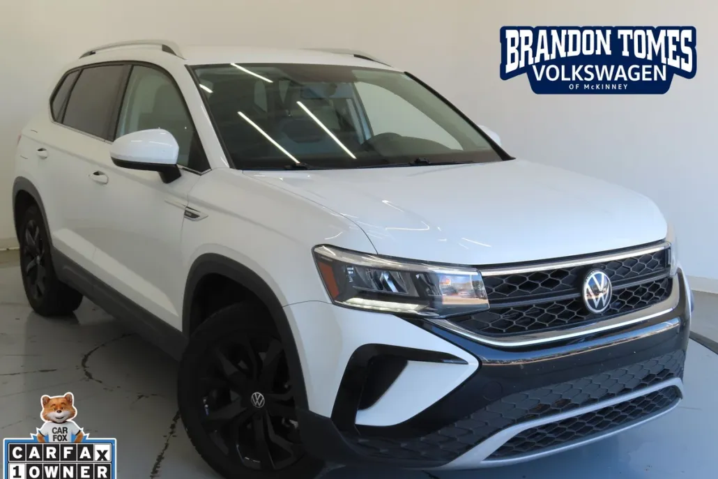 2022 Volkswagen Taos SE photo 1