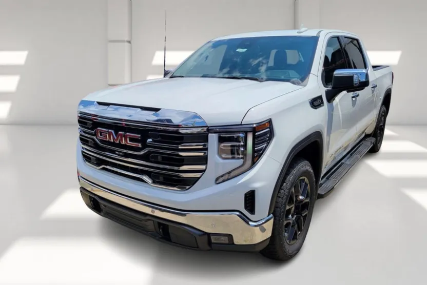 2026 Gmc Sierra 1500 SLT photo 1