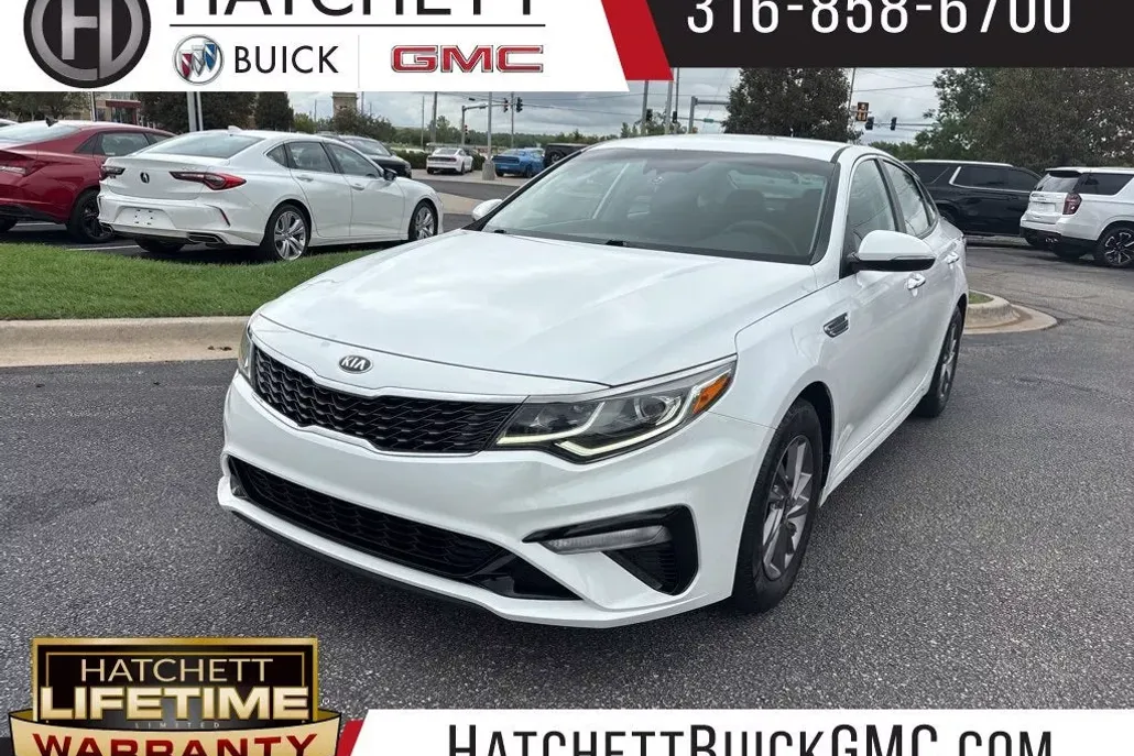 2019 Kia Optima LX photo 1