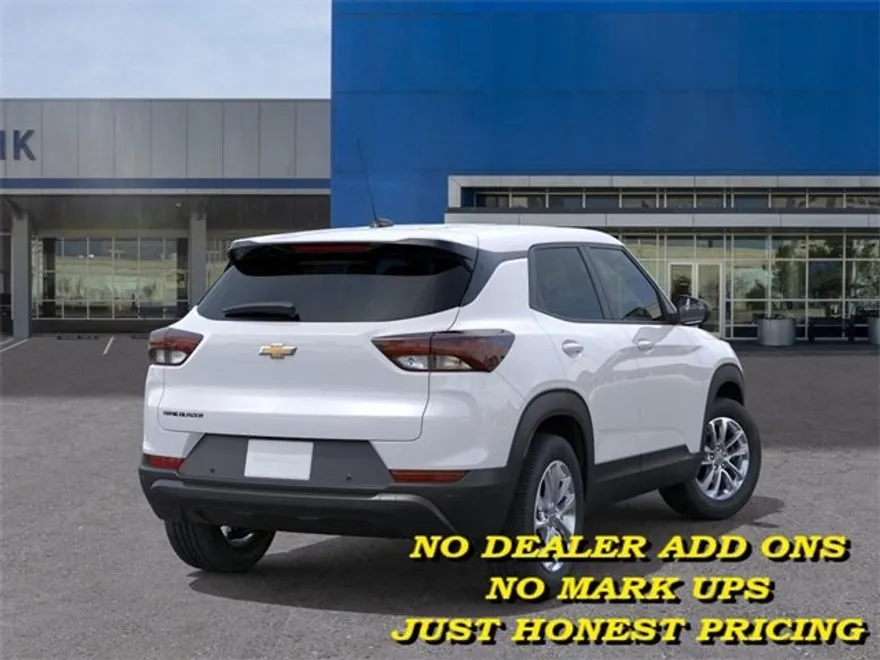 2026 Chevrolet Trailblazer LS photo 1