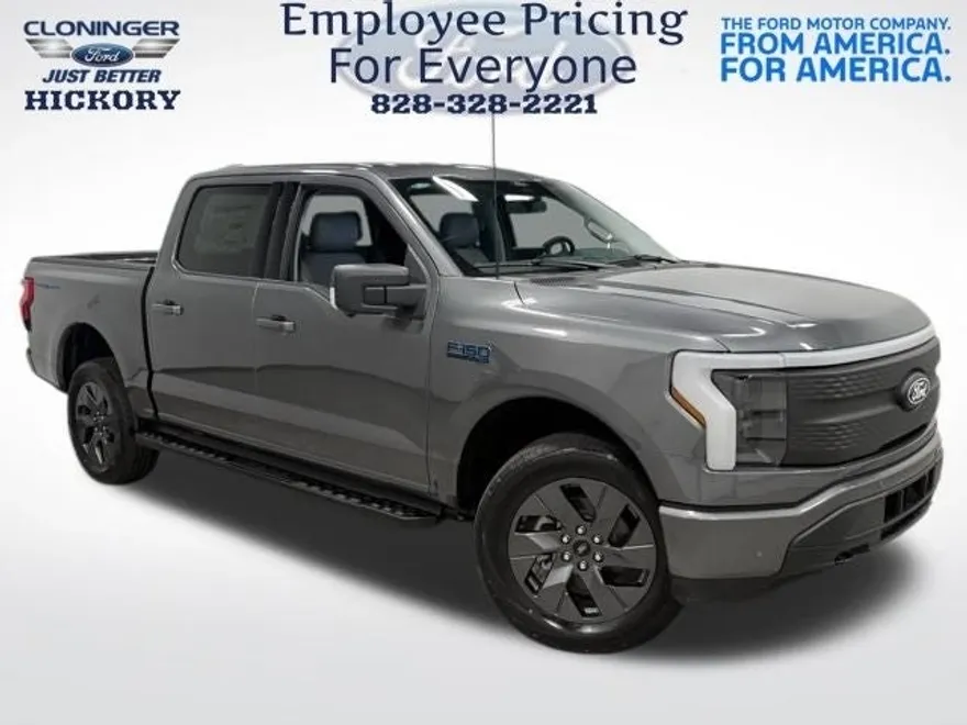 2025 Ford F-150 Lightning photo 1