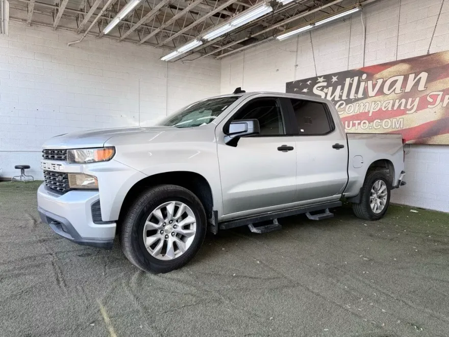 2020 Chevrolet Silverado 1500 Custom photo 1