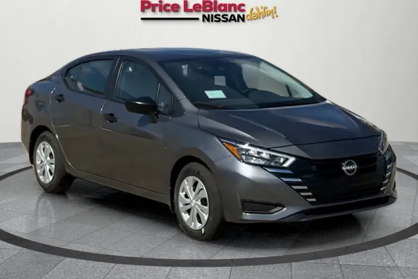 2025 Nissan Versa 1.6 S photo 1
