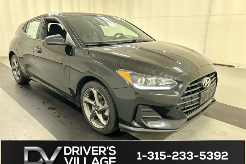 2020 Hyundai Veloster 2.0L Premium photo 1