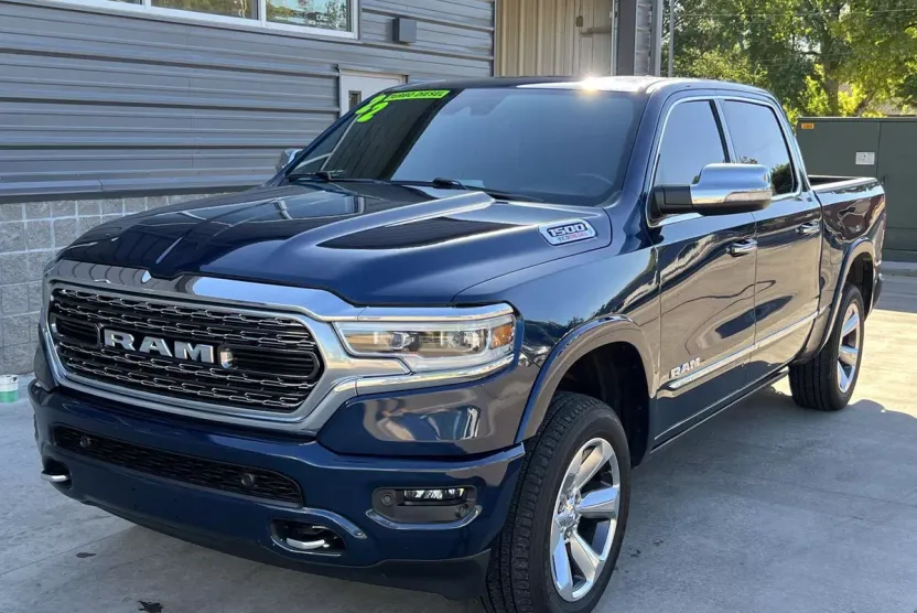 2022 Ram 1500 Limited photo 1