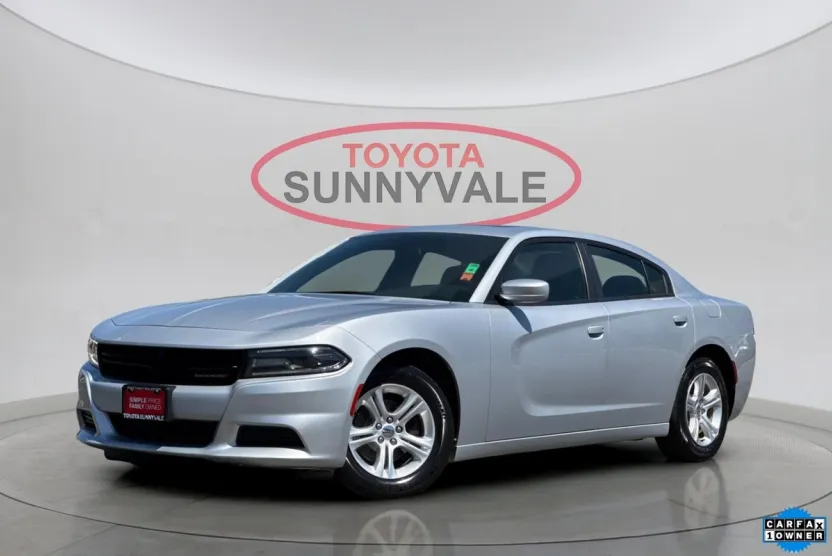 2021 Dodge Charger SXT photo 1