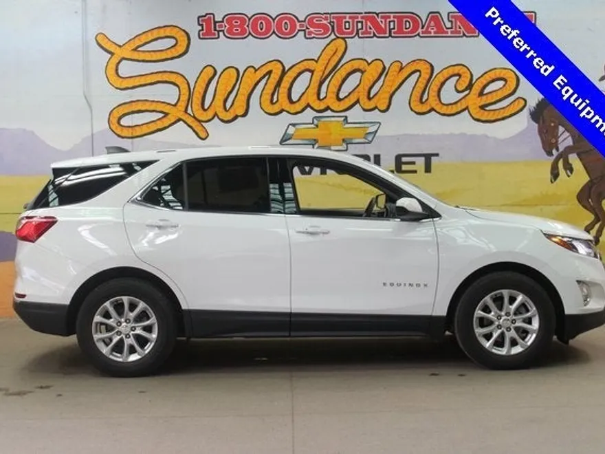 2019 Chevrolet Equinox LT photo 1