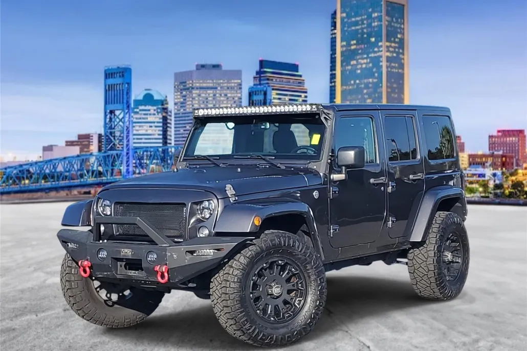 2016 Jeep Wrangler Unlimited Sahara photo 1